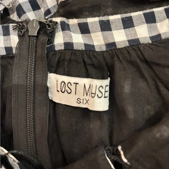 Lost Muse Romper - Picture 3 of 3